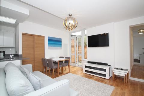 2 bedroom flat to rent - Ladywell Road, SE13