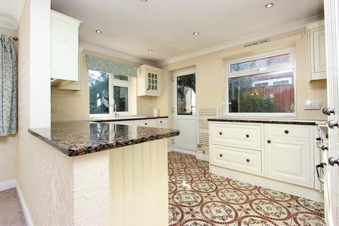 Lamorna Lodge High Road, Chipstead, Coulsdon, CR5 3QP