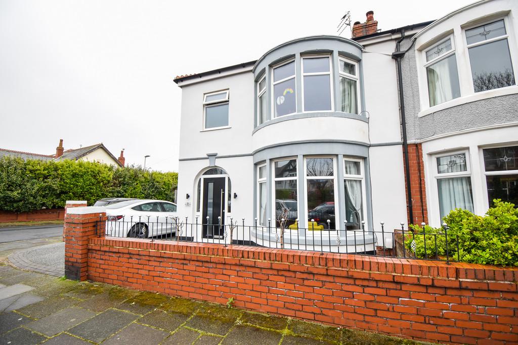 Berwick Road, Blackpool, FY4 3 bed semidetached house £250,000