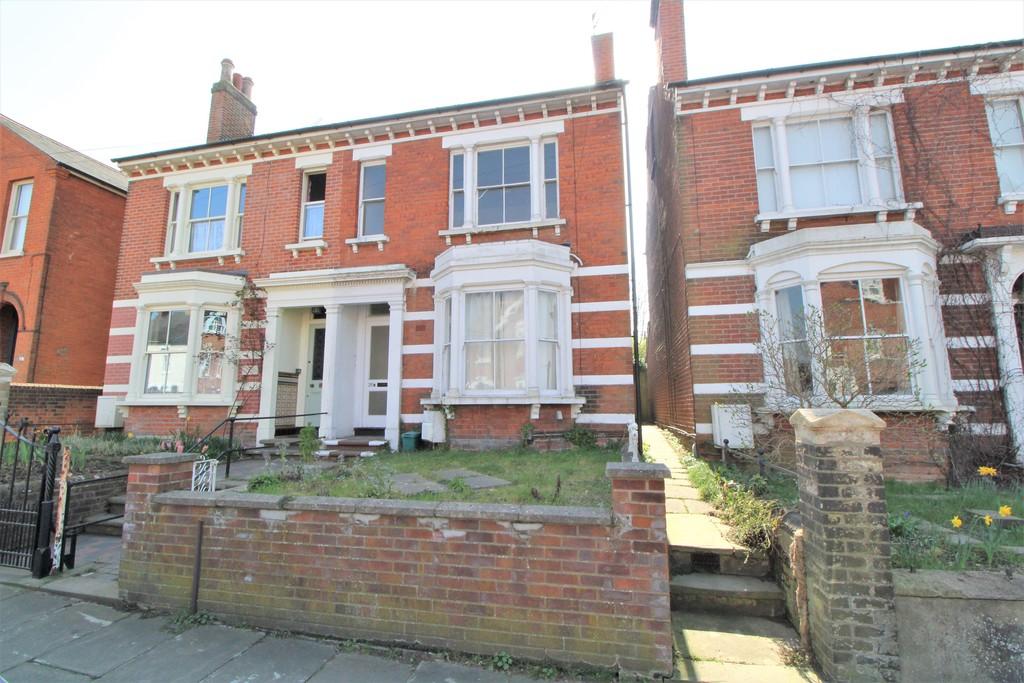Beaconsfield Avenue, Colchester... 4 bed semidetached house £500,000