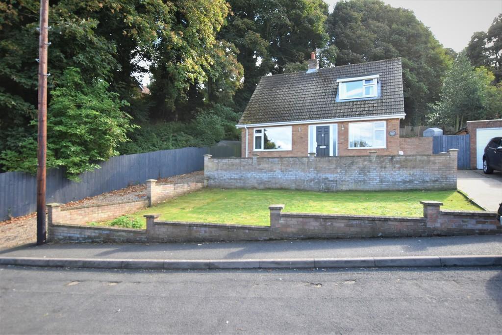 Furze Hill, Cromer 3 bed detached bungalow £365,000
