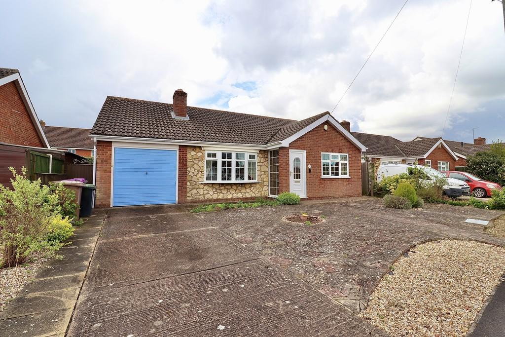 Hebden Moor Way North Hykeham Lincoln 2 Bed Detached Bungalow £259 950