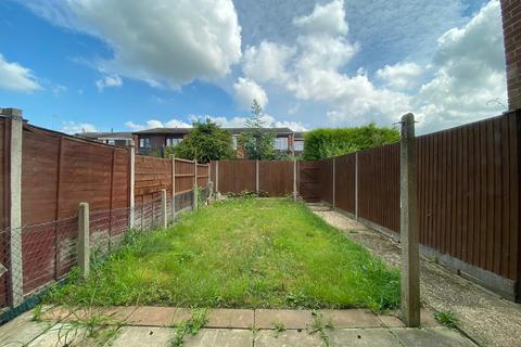 34 Mendip Close, Slough, SL3 8UB