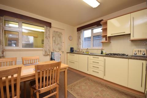209 Oakbank Road, Perth, PH1 1DS