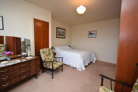 209 Oakbank Road, Perth, PH1 1DS