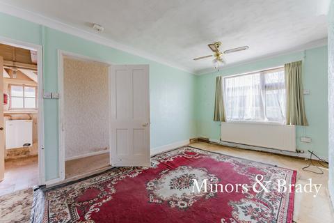 12 Holt Road, North Elmham, Dereham, NR20 5JB