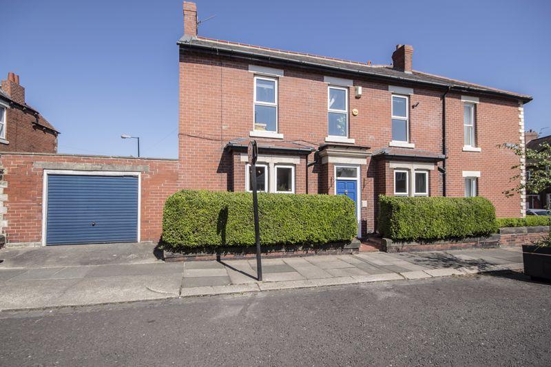 Curtis Road, Fenham, Newcastle Upon Tyne 2 bed terraced house for sale