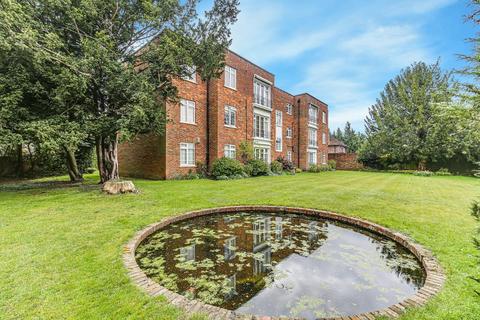 1, Rectory Court Limpsfield Road, South Croydon, CR2 9EA