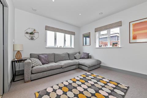 11 Wooding Close, Houghton Conquest, Bedford, MK45 3QL