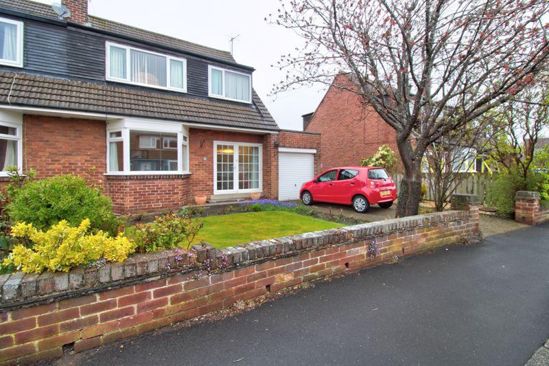 The Fairway, Loansdean, Morpeth 3 bed semidetached house £325,000