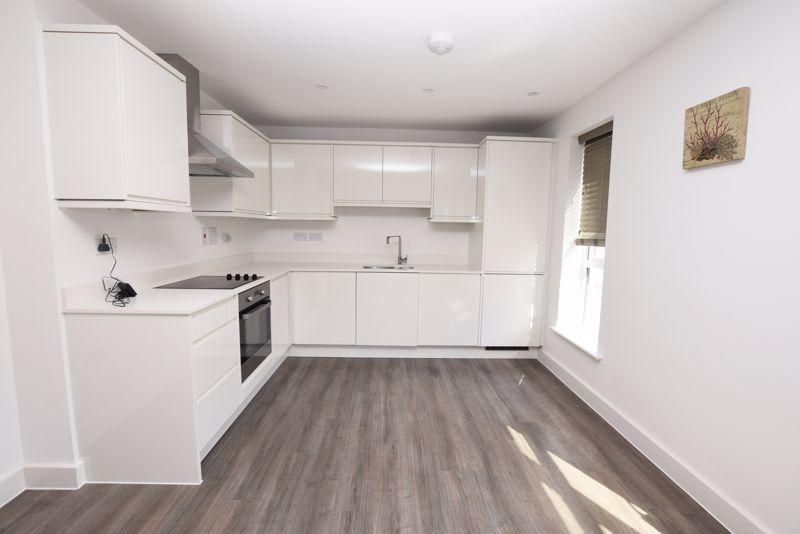Medstead 2 bed apartment £299,950
