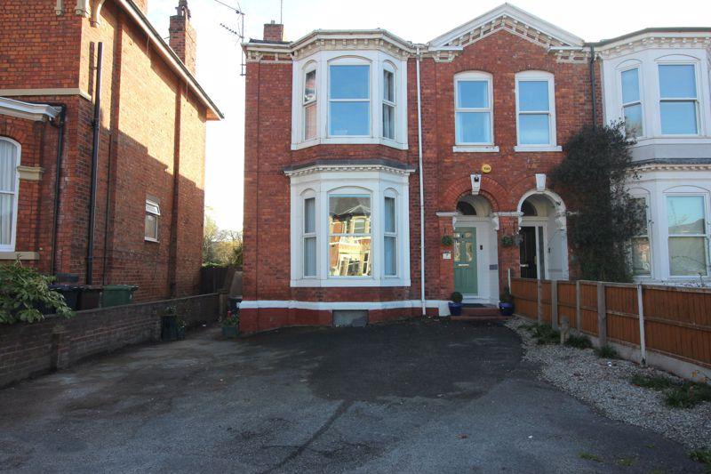 Hawkshead Street, Southport 5 bed semi-detached house - £362,500