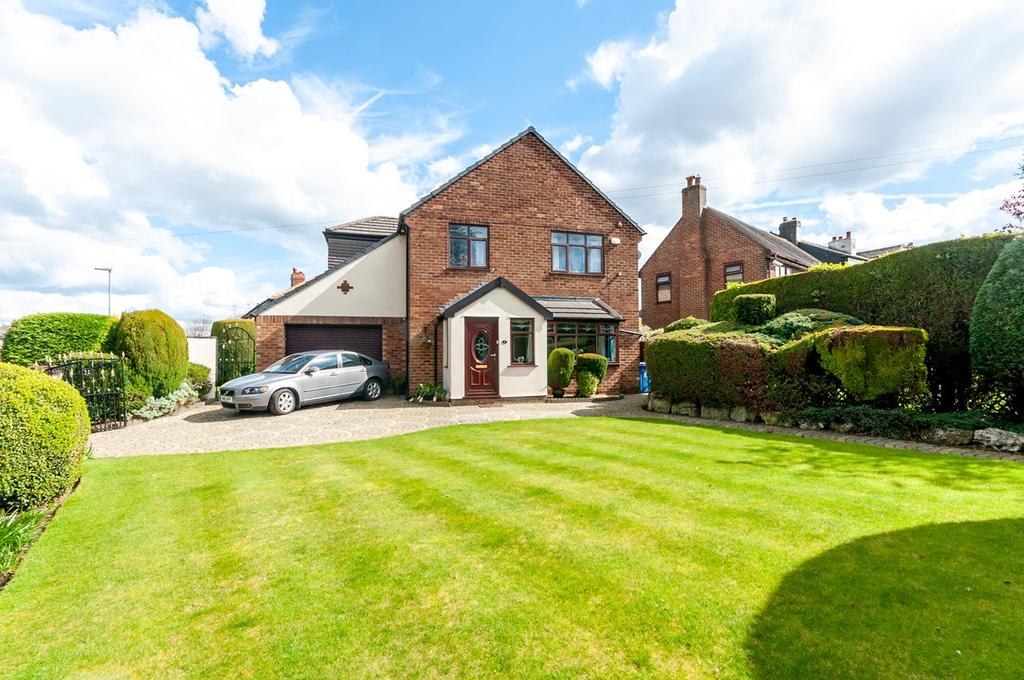Golborne Road, Winwick, Warrington, WA2 5 bed detached house £460,000
