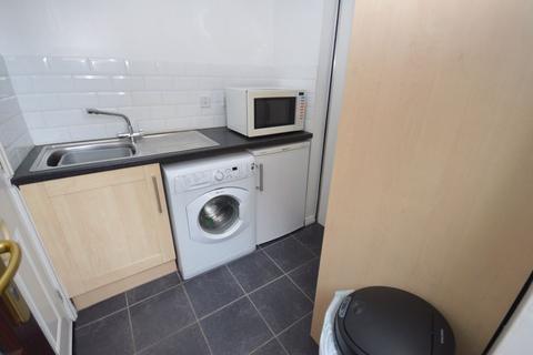 8 Astley Close, Widnes, WA8 4YZ