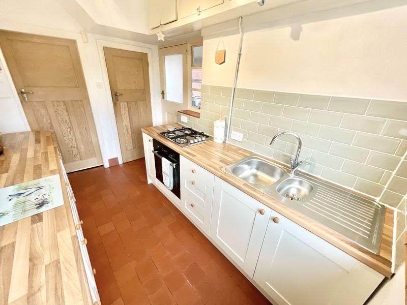Clive Road, Market Drayton 3 bed semidetached house £250,000