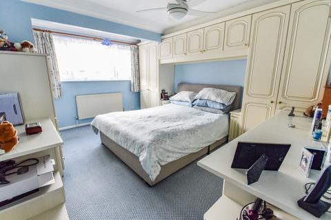 9 Hawthorns, Chatham, ME5 9DS