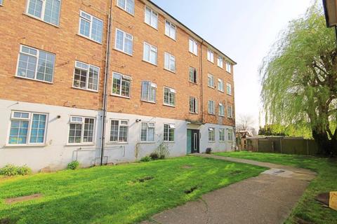 58 Barbican Road, Greenford, UB6 9DH