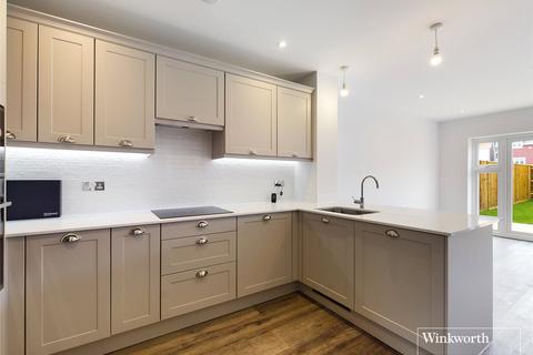 3 bedroom townhouse to rent, New Hampshire Street, Reading, Berkshire, RG2