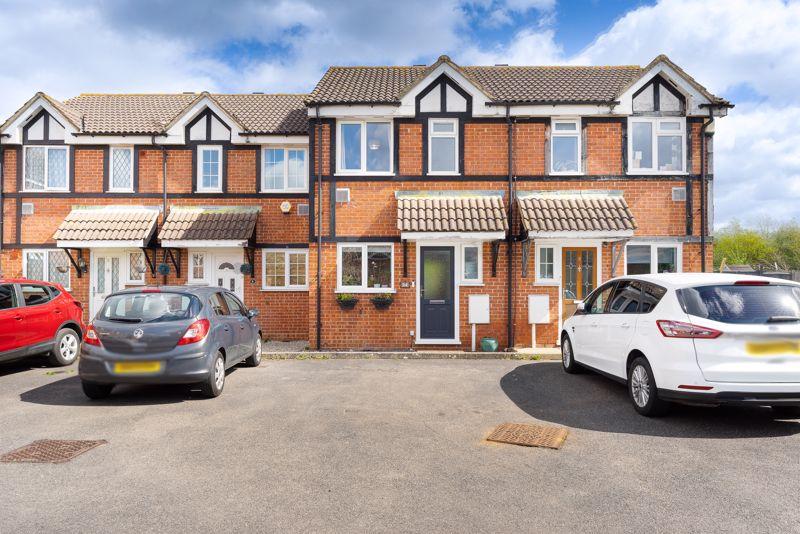 Primrose Close, Wallington 2 bed terraced house £400,000