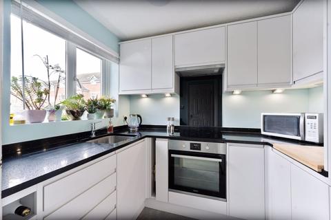 7 Primrose Close, Wallington, SM6 7HJ
