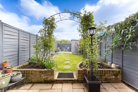 7 Primrose Close, Wallington, SM6 7HJ