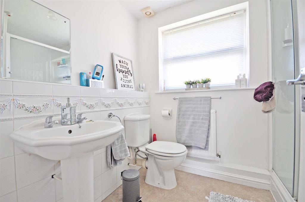 Ensuite.jpg