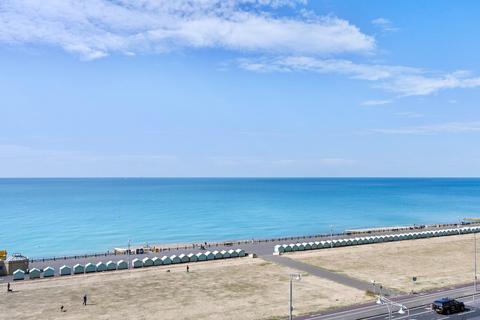 2 bedroom flat for sale, Kingsway Court, Queens Gardens, Hove