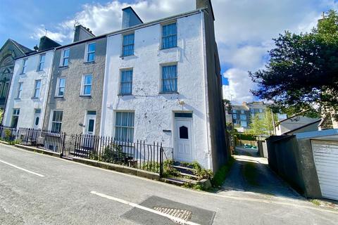 4 bedroom end of terrace house for sale - Church Place, Pwllheli
