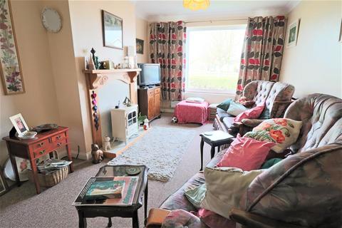 2 bedroom detached bungalow for sale - Witney Green, Pakefield