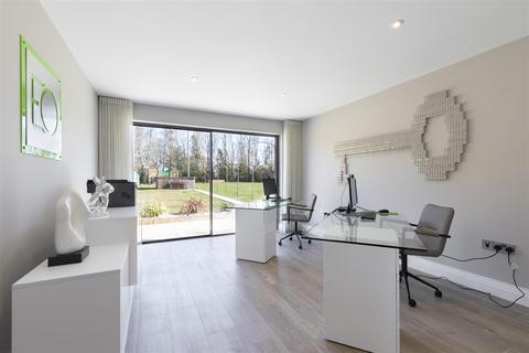 Ashe Mead Ankerdine Road, Lower Broadheath, Worcester, WR2 6RN