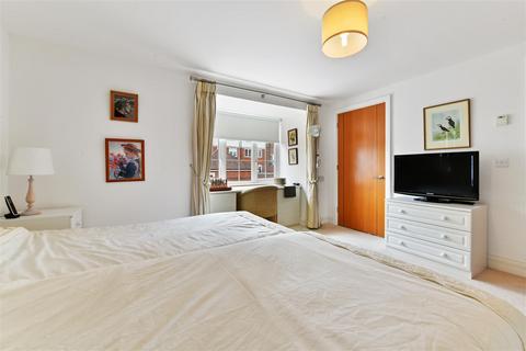 1 bedroom apartment for sale, Gabriel Court, South Road, Saffron Walden, Essex, CB11 3GZ