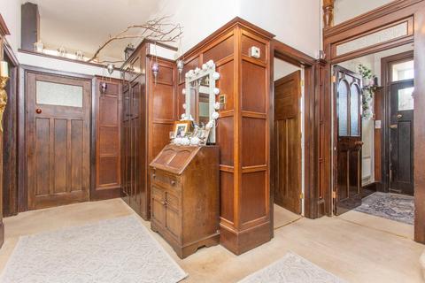 39 Cornwall Gardens, Cliftonville, Margate, CT9 2JQ