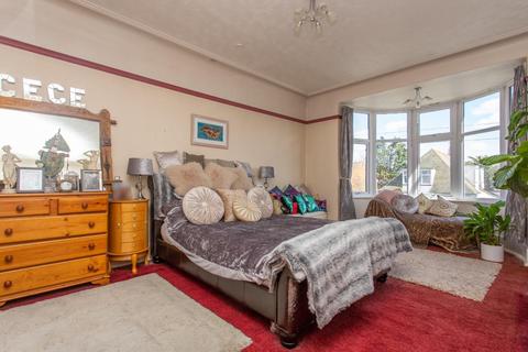 39 Cornwall Gardens, Cliftonville, Margate, CT9 2JQ
