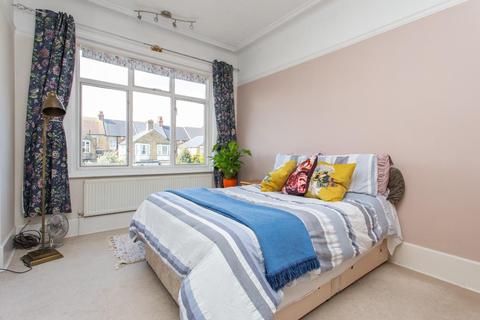 39 Cornwall Gardens, Cliftonville, Margate, CT9 2JQ