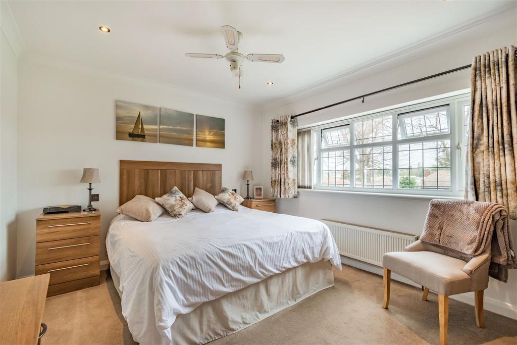 8500292-interior01.jpg