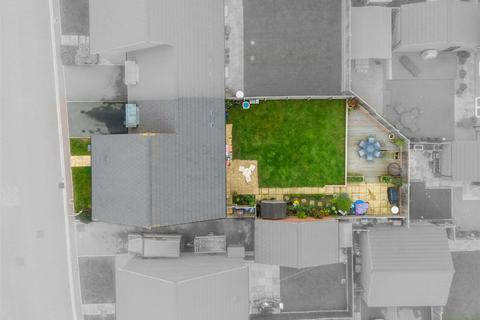 10 Meadow Drive, Malton, YO17 7PH