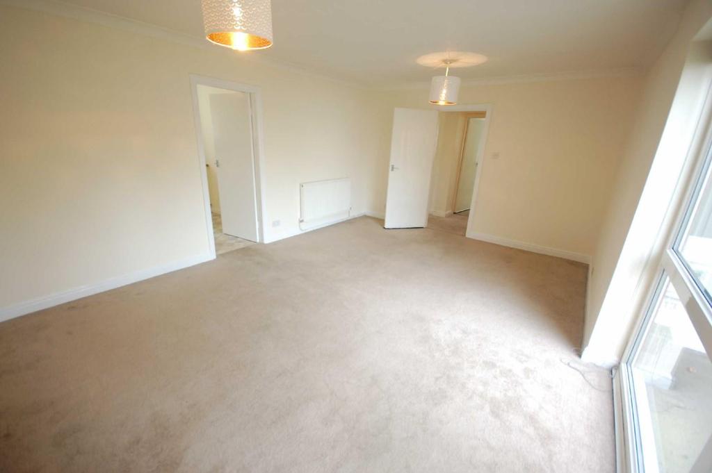 Fog Lane, Didsbury 2 bed flat £950 pcm (£219 pw)