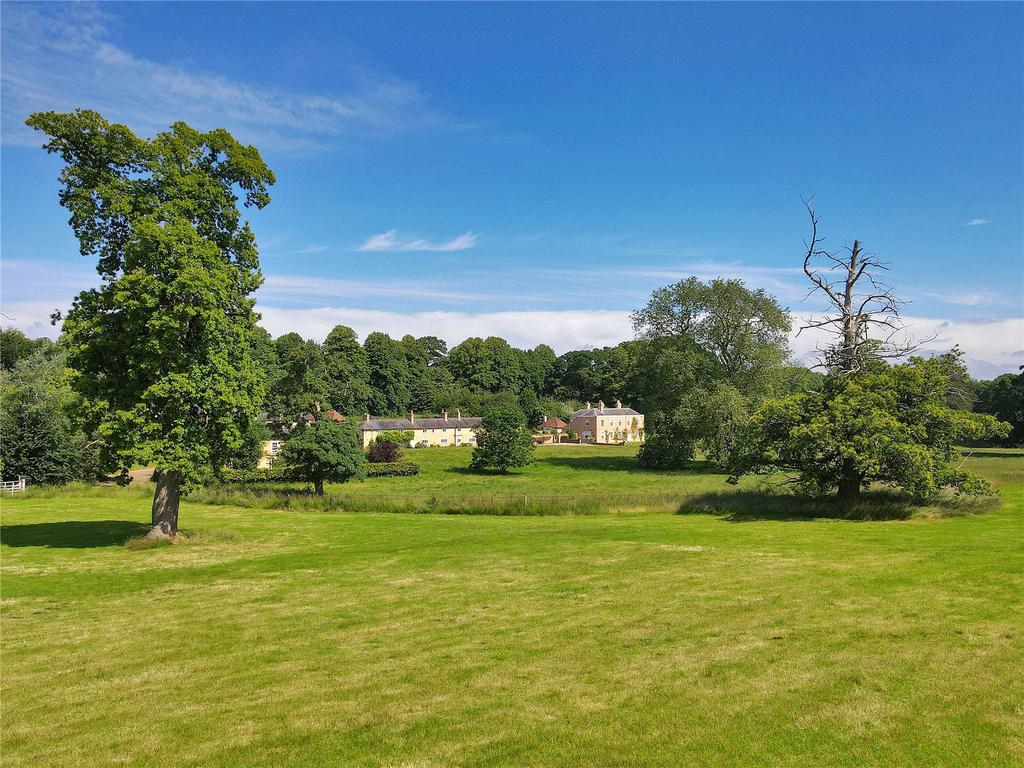 Lot 1 | Waldershare Park... Land - £4,500,000