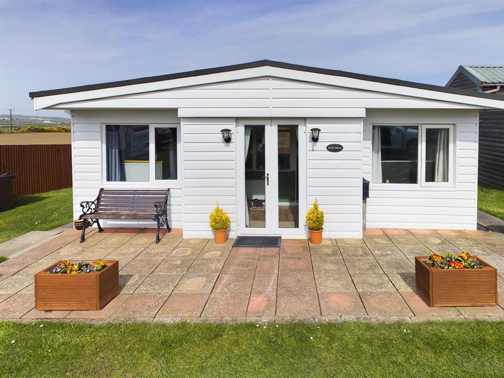 Lighthouse Road, Flamborough 2 bed detached bungalow £105,000