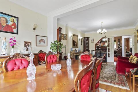 38 Mulgrave Road, Harrow, HA1 3UG