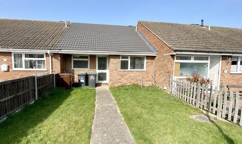 Keats Road, Larkfield, ME20 6TP 2 bed bungalow £250,000