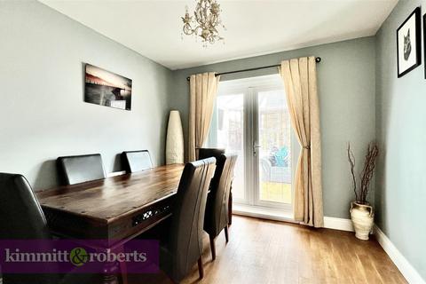 18 Morton Close, Murton, Seaham, SR7 9BD