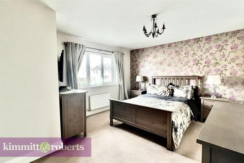 18 Morton Close, Murton, Seaham, SR7 9BD