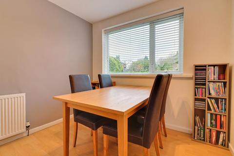 35 Broadgate Lane, Horsforth, Leeds, LS18 4AG