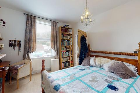 Clarendon Cottage, 40 Clarendon Road, Dover, CT17 9QA