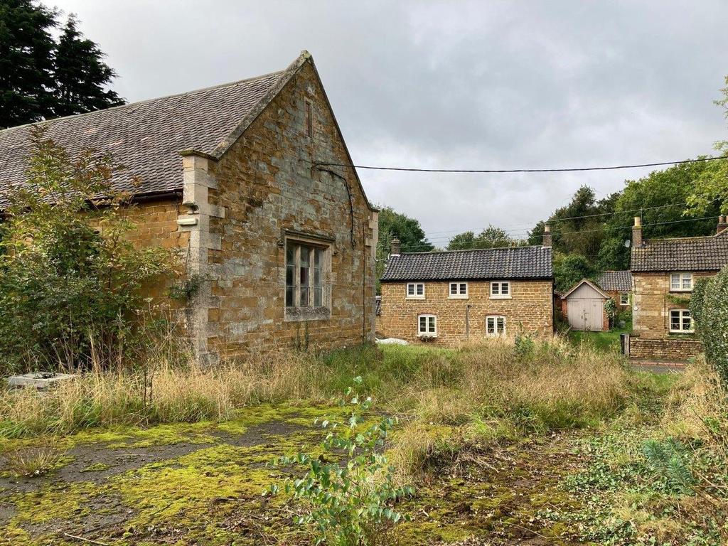 Garden 2.jpg