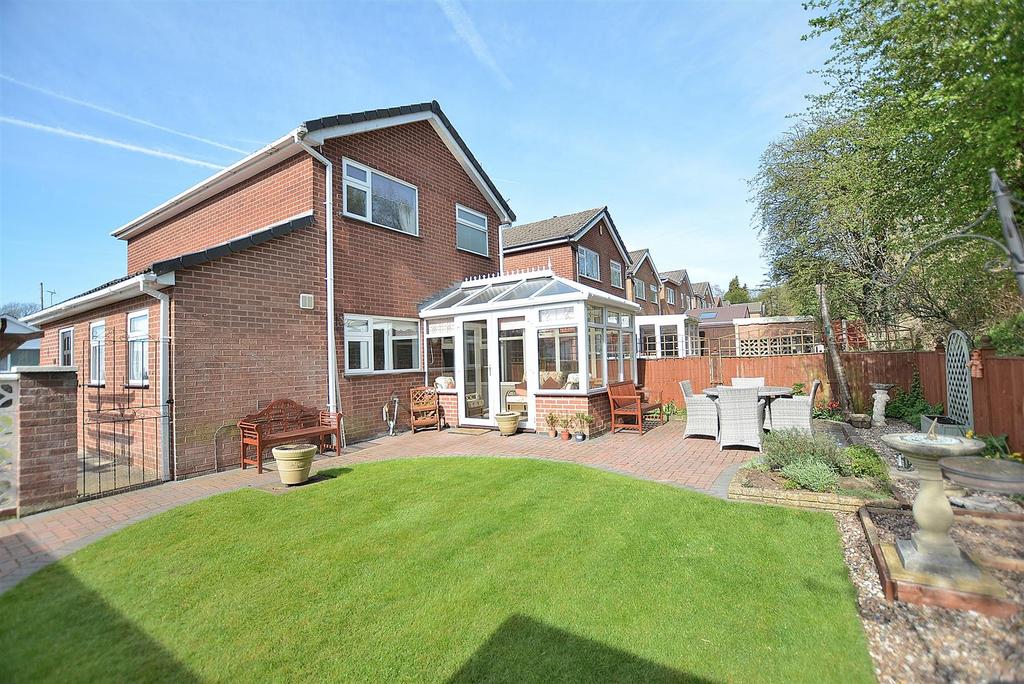 Churchfield Drive, Rainworth 3 bed detached house £235,000