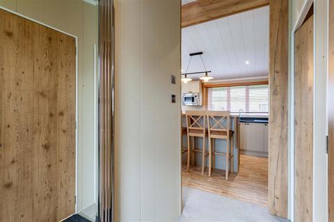 3 bedroom mobile home for sale - Broadway Lane, South Cerney, Cirencester, GL7 5UQ