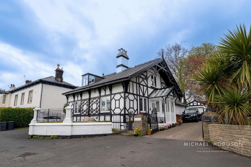 Front Street, Whitburn, Sunderland 3 bed detached house £599,999