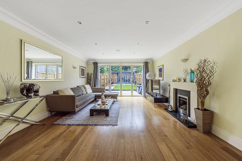 5a Warren Close, Esher, KT10 9RU